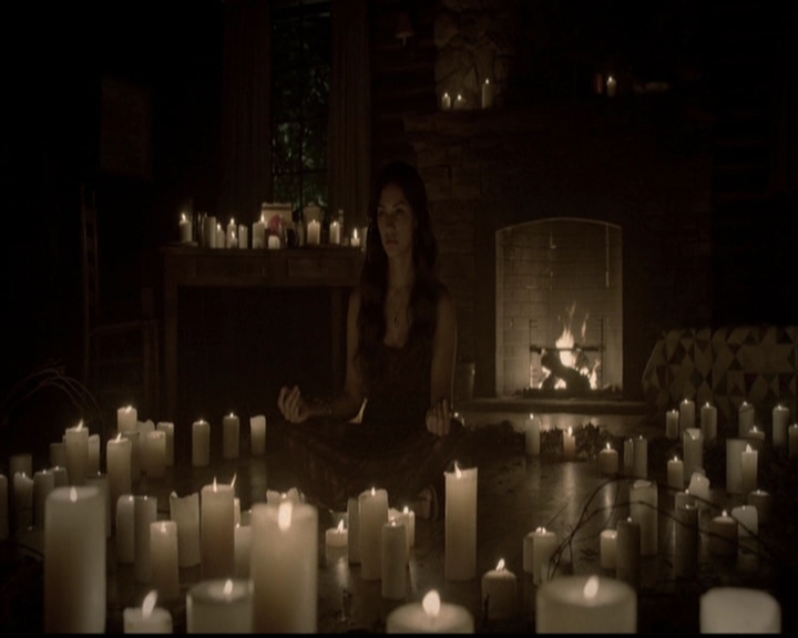 VampireDiariesWorld-dot-org_5x03OriginalSin1962.jpg