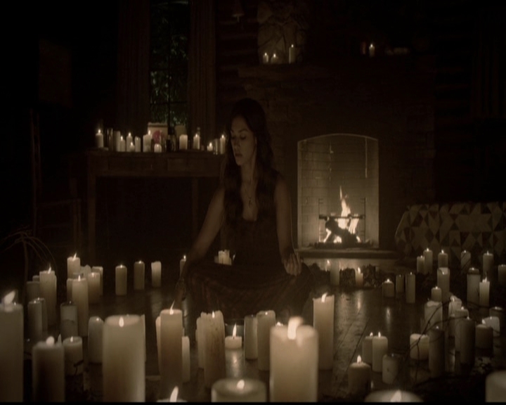 VampireDiariesWorld-dot-org_5x03OriginalSin1965.jpg