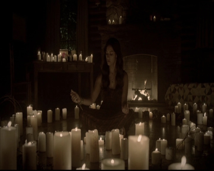 VampireDiariesWorld-dot-org_5x03OriginalSin1966.jpg