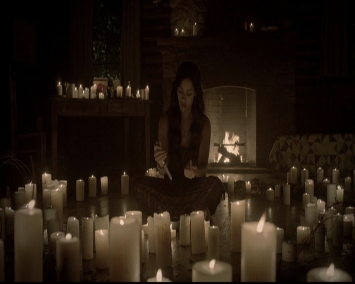 VampireDiariesWorld-dot-org_5x03OriginalSin1967.jpg