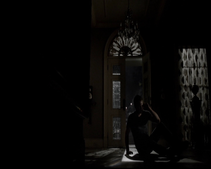 VampireDiariesWorld-dot-org_5x03OriginalSin2045.jpg