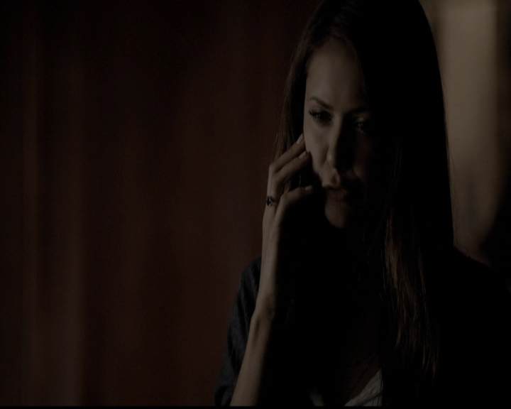 VampireDiariesWorld-dot-org_5x03OriginalSin2050.jpg