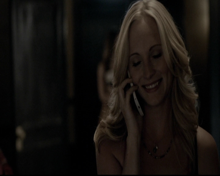 VampireDiariesWorld-dot-org_5x04ForWhomtheBellTolls0138.jpg