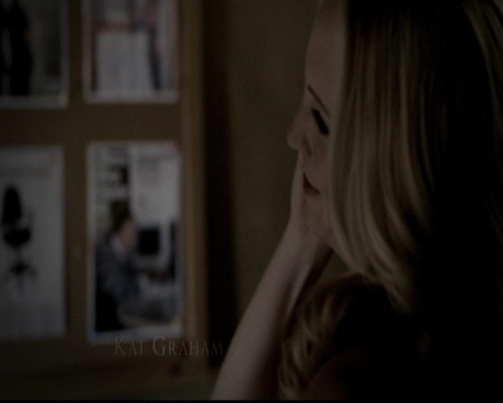 VampireDiariesWorld-dot-org_5x04ForWhomtheBellTolls0147.jpg