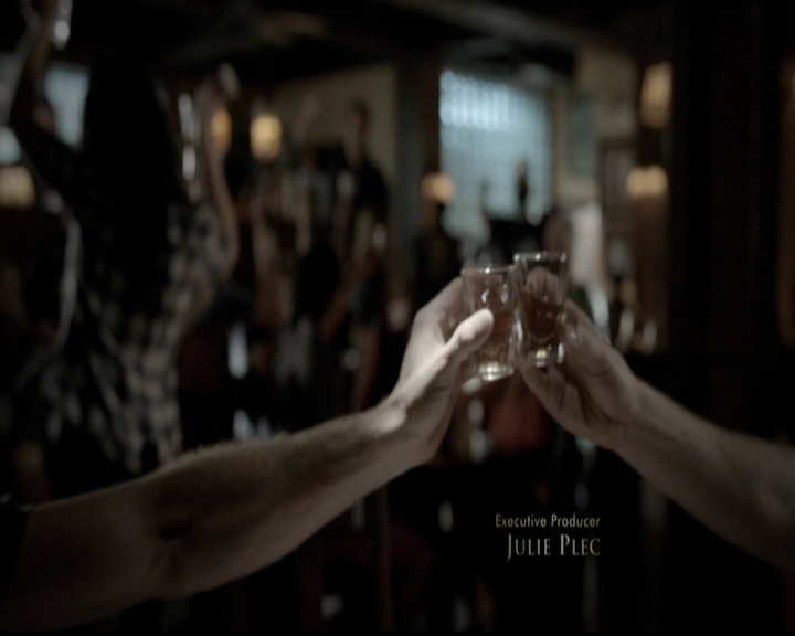 VampireDiariesWorld-dot-org_5x04ForWhomtheBellTolls0209.jpg