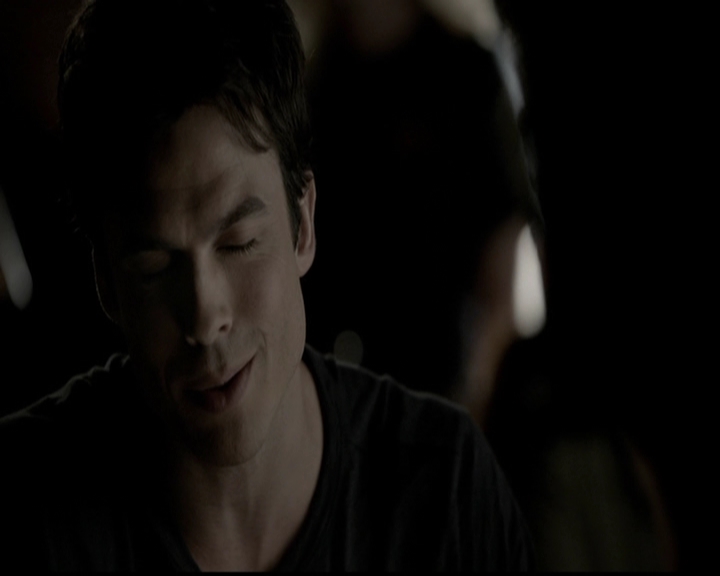 VampireDiariesWorld-dot-org_5x04ForWhomtheBellTolls0224.jpg