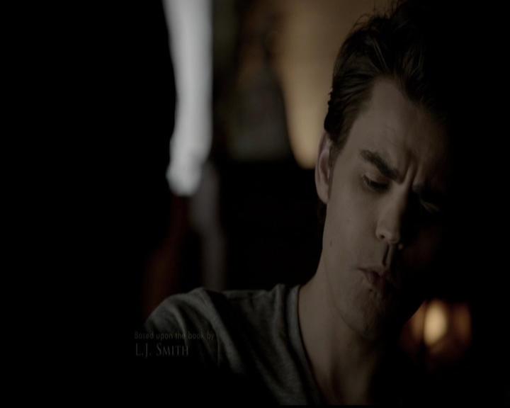 VampireDiariesWorld-dot-org_5x04ForWhomtheBellTolls0226.jpg