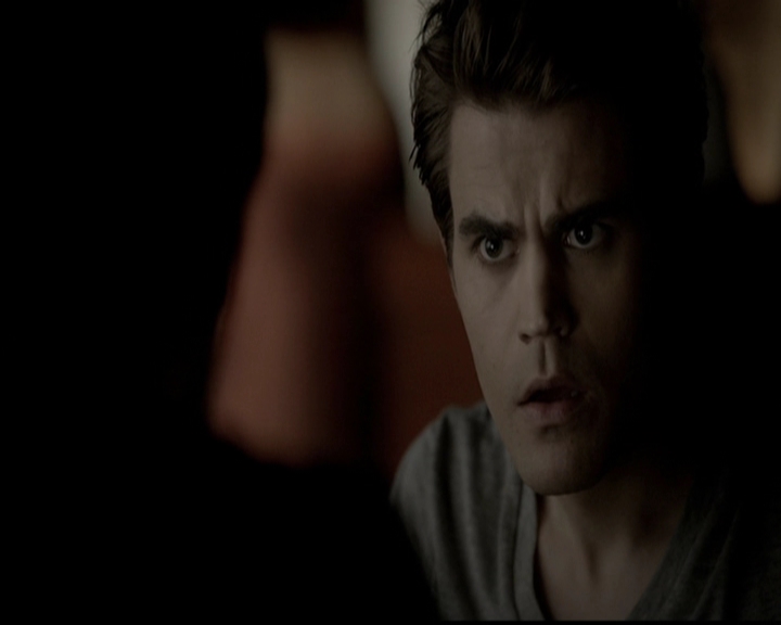 VampireDiariesWorld-dot-org_5x04ForWhomtheBellTolls0257.jpg