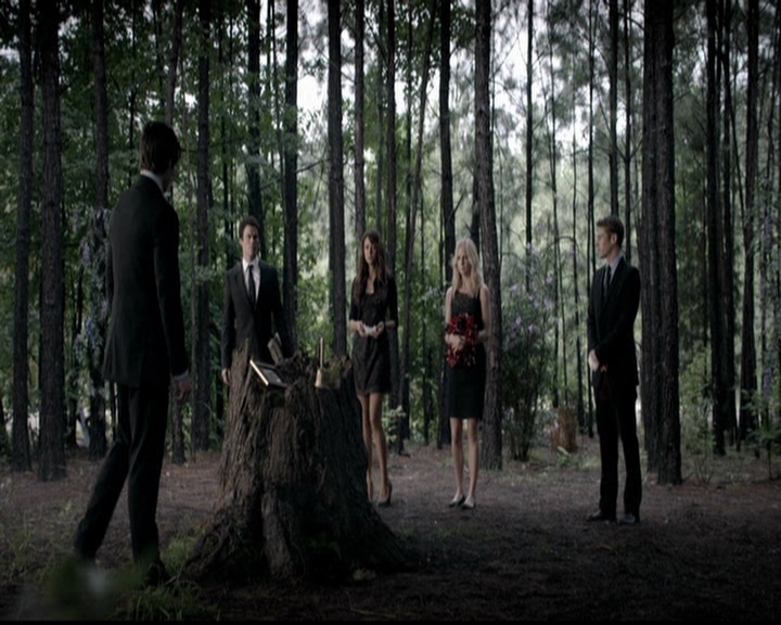 VampireDiariesWorld-dot-org_5x04ForWhomtheBellTolls1934.jpg