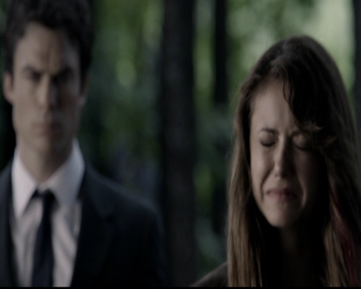 VampireDiariesWorld-dot-org_5x04ForWhomtheBellTolls1981.jpg