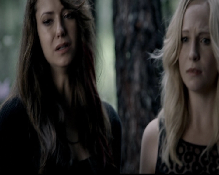 VampireDiariesWorld-dot-org_5x04ForWhomtheBellTolls2001.jpg