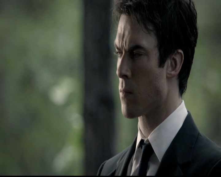 VampireDiariesWorld-dot-org_5x04ForWhomtheBellTolls2038.jpg