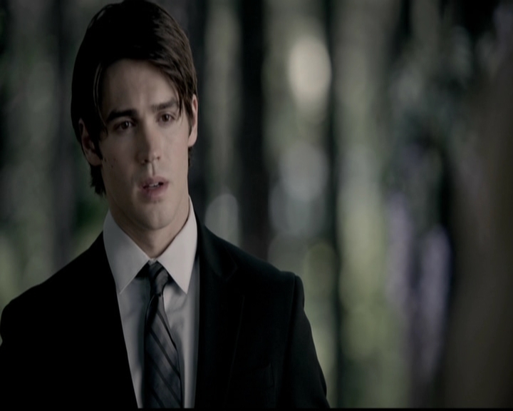 VampireDiariesWorld-dot-org_5x04ForWhomtheBellTolls2040.jpg