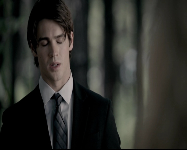 VampireDiariesWorld-dot-org_5x04ForWhomtheBellTolls2042.jpg