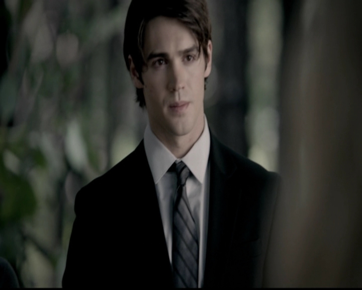 VampireDiariesWorld-dot-org_5x04ForWhomtheBellTolls2044.jpg