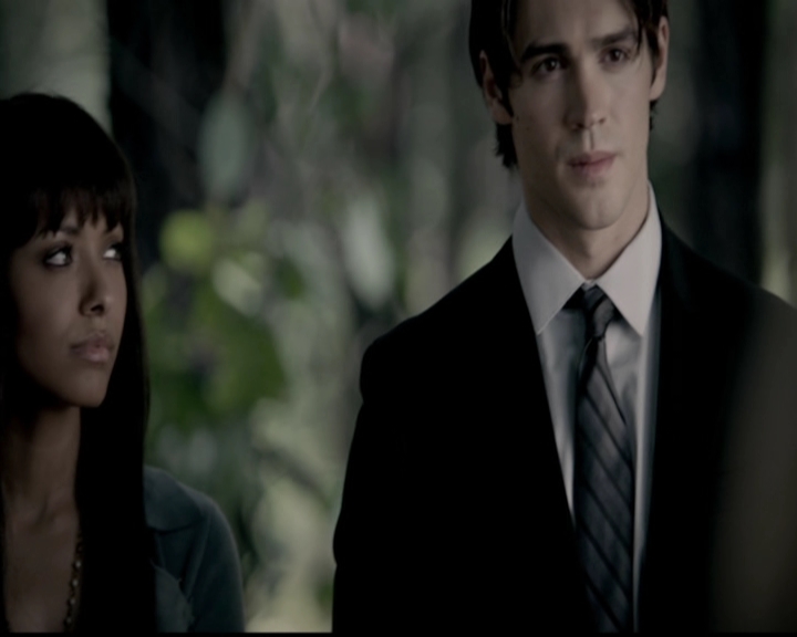 VampireDiariesWorld-dot-org_5x04ForWhomtheBellTolls2045.jpg