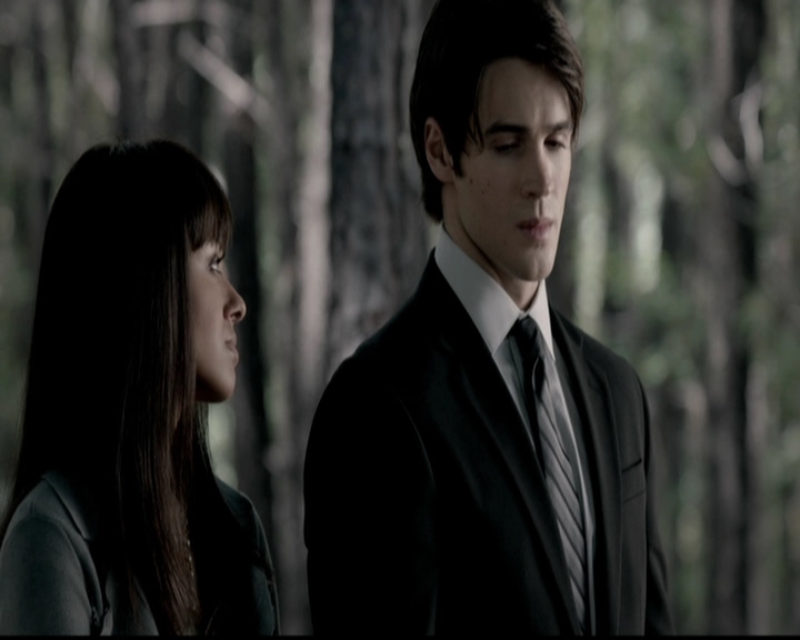 VampireDiariesWorld-dot-org_5x04ForWhomtheBellTolls2051.jpg