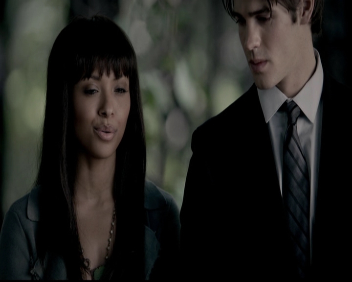 VampireDiariesWorld-dot-org_5x04ForWhomtheBellTolls2057.jpg