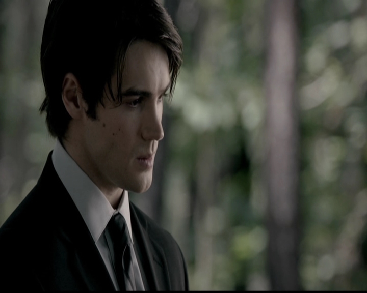 VampireDiariesWorld-dot-org_5x04ForWhomtheBellTolls2064.jpg