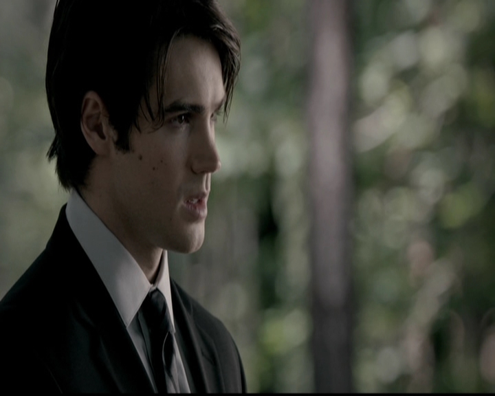 VampireDiariesWorld-dot-org_5x04ForWhomtheBellTolls2065.jpg