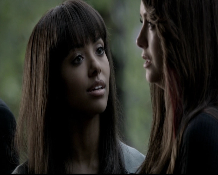 VampireDiariesWorld-dot-org_5x04ForWhomtheBellTolls2100.jpg