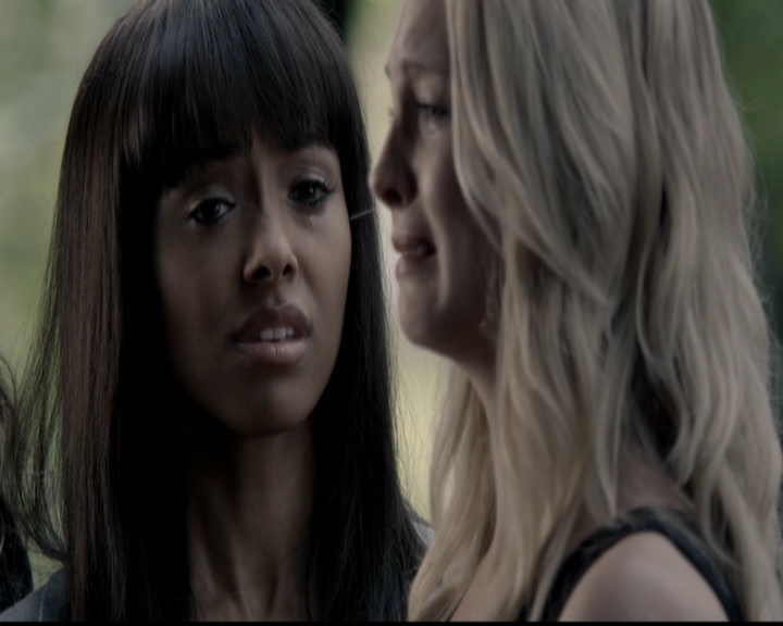 VampireDiariesWorld-dot-org_5x04ForWhomtheBellTolls2145.jpg