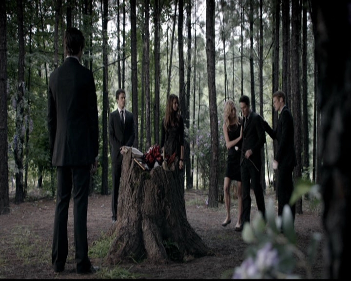 VampireDiariesWorld-dot-org_5x04ForWhomtheBellTolls2167.jpg