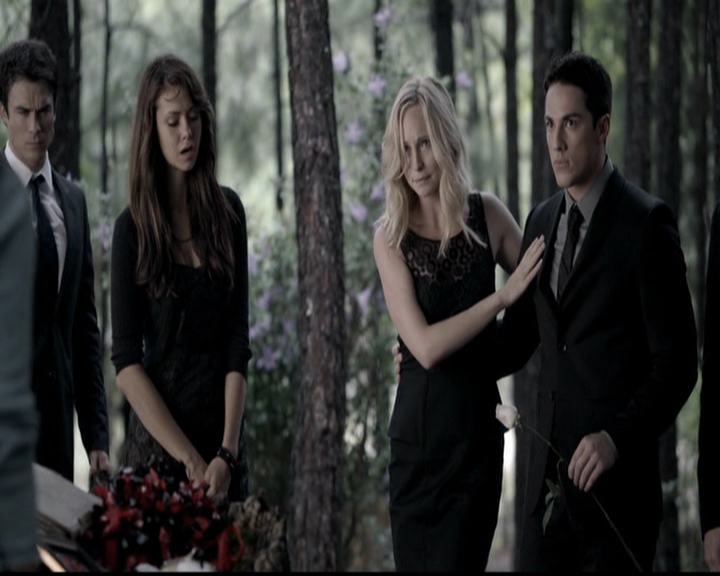 VampireDiariesWorld-dot-org_5x04ForWhomtheBellTolls2170.jpg