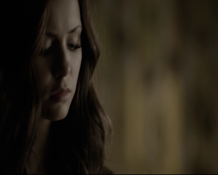 VampireDiariesWorld-dot-org_5x05MontersBall-deletedscenes2423.jpg