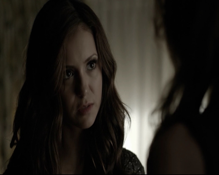 VampireDiariesWorld-dot-org_5x05MontersBall-deletedscenes2429.jpg