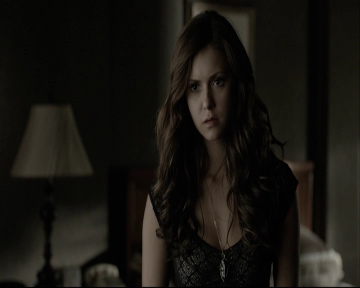 VampireDiariesWorld-dot-org_5x05MontersBall-deletedscenes2438.jpg