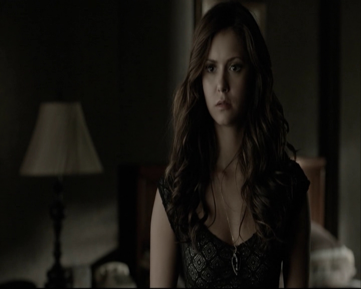 VampireDiariesWorld-dot-org_5x05MontersBall-deletedscenes2439.jpg