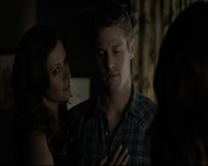 VampireDiariesWorld-dot-org_5x05MontersBall-deletedscenes2472.jpg