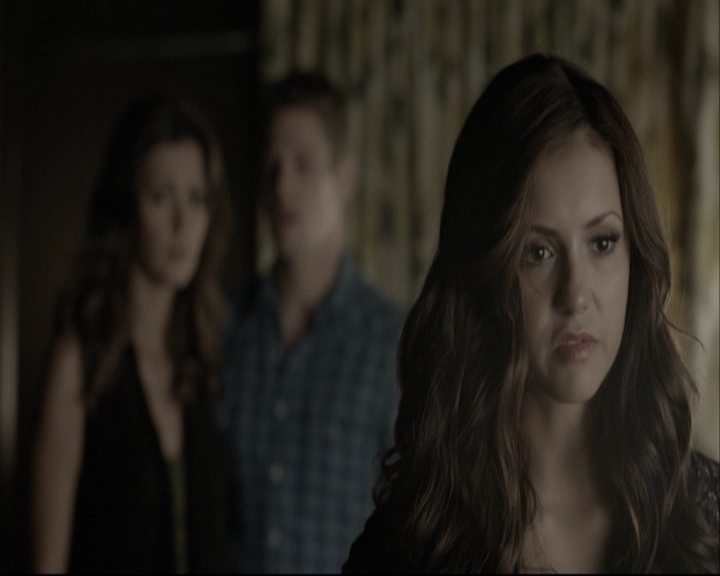 VampireDiariesWorld-dot-org_5x05MontersBall-deletedscenes2494.jpg