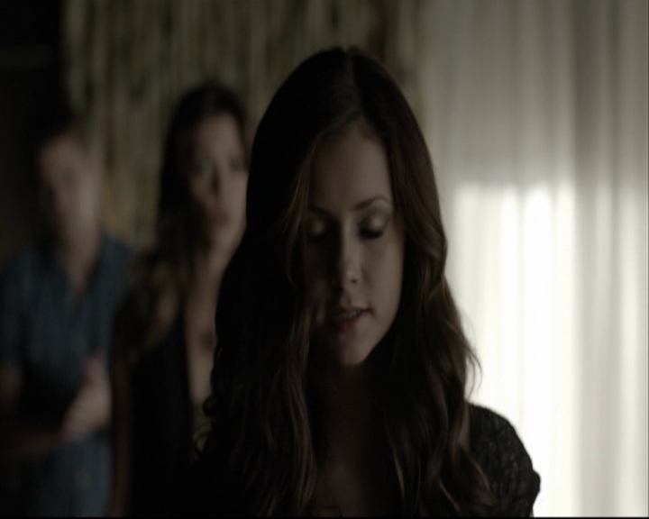 VampireDiariesWorld-dot-org_5x05MontersBall-deletedscenes2496.jpg