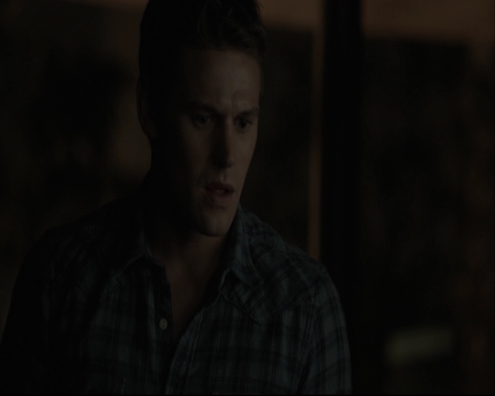 VampireDiariesWorld-dot-org_5x05MontersBall-deletedscenes2580.jpg