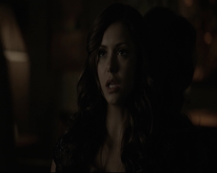 VampireDiariesWorld-dot-org_5x05MontersBall-deletedscenes2586.jpg