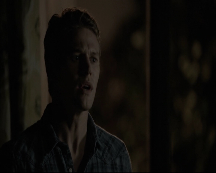 VampireDiariesWorld-dot-org_5x05MontersBall-deletedscenes2634.jpg