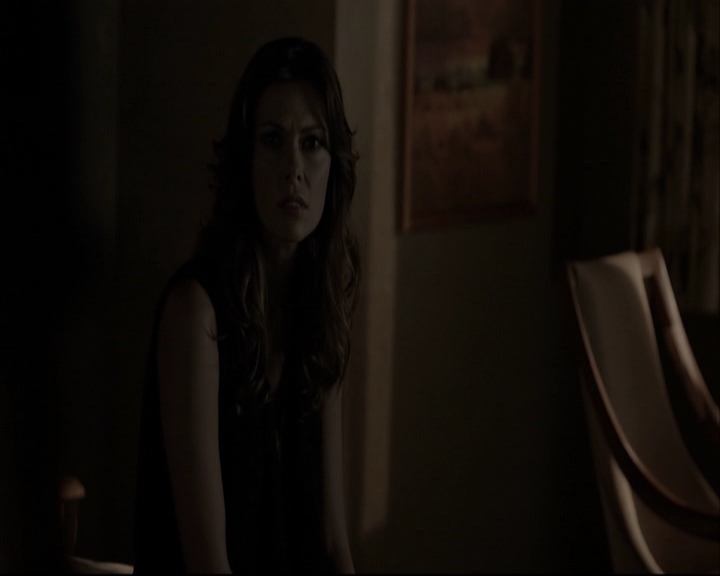 VampireDiariesWorld-dot-org_5x05MontersBall-deletedscenes2635.jpg