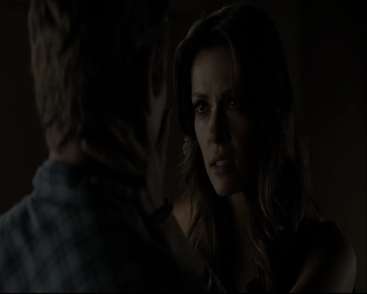 VampireDiariesWorld-dot-org_5x05MontersBall-deletedscenes2655.jpg