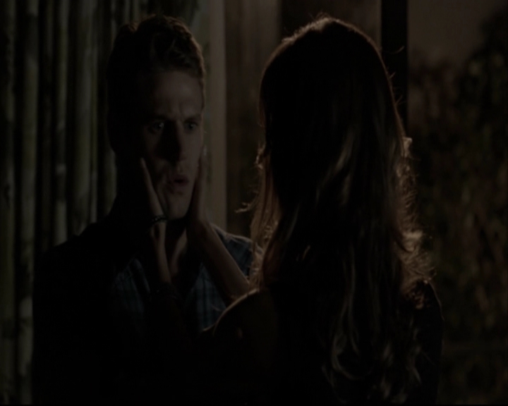 VampireDiariesWorld-dot-org_5x05MontersBall-deletedscenes2662.jpg