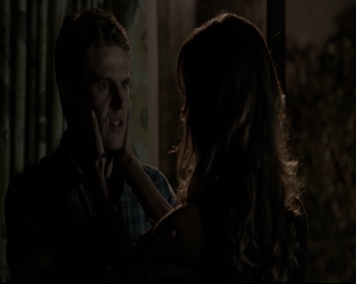 VampireDiariesWorld-dot-org_5x05MontersBall-deletedscenes2663.jpg