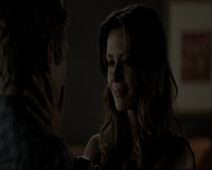 VampireDiariesWorld-dot-org_5x05MontersBall-deletedscenes2664.jpg