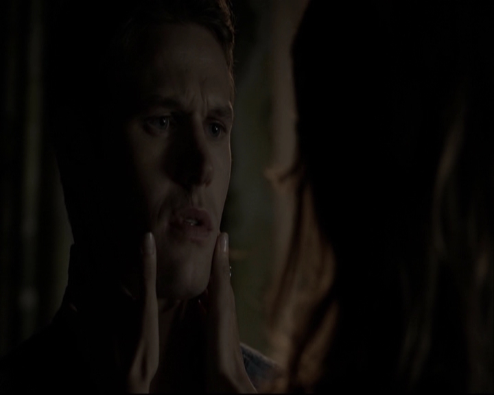 VampireDiariesWorld-dot-org_5x05MontersBall-deletedscenes2681.jpg