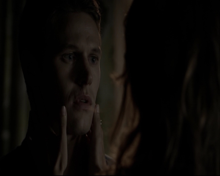 VampireDiariesWorld-dot-org_5x05MontersBall-deletedscenes2684.jpg