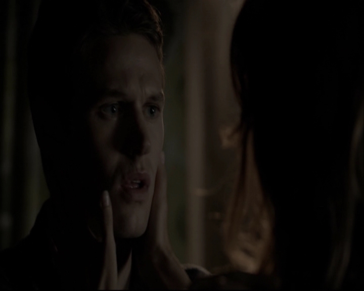 VampireDiariesWorld-dot-org_5x05MontersBall-deletedscenes2687.jpg