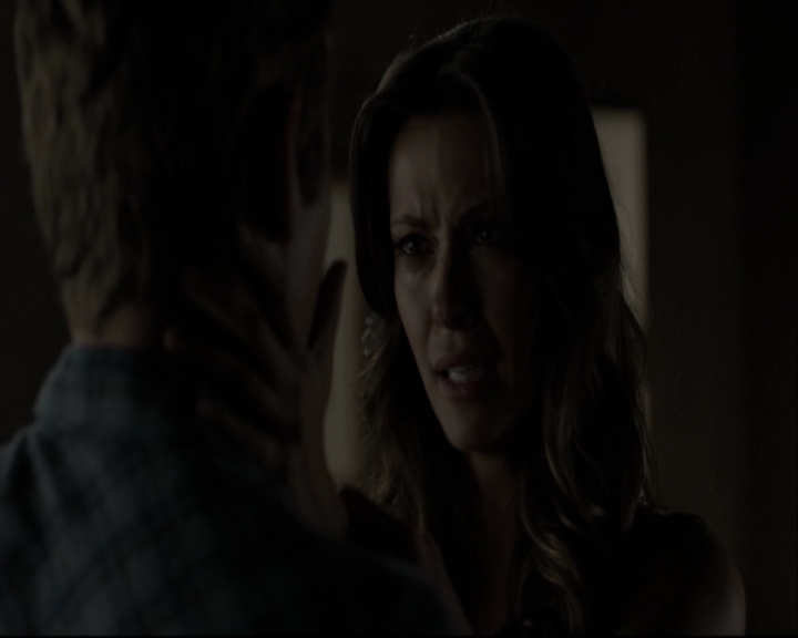 VampireDiariesWorld-dot-org_5x05MontersBall-deletedscenes2690.jpg