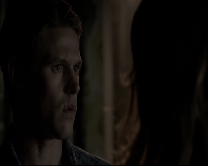 VampireDiariesWorld-dot-org_5x05MontersBall-deletedscenes2709.jpg