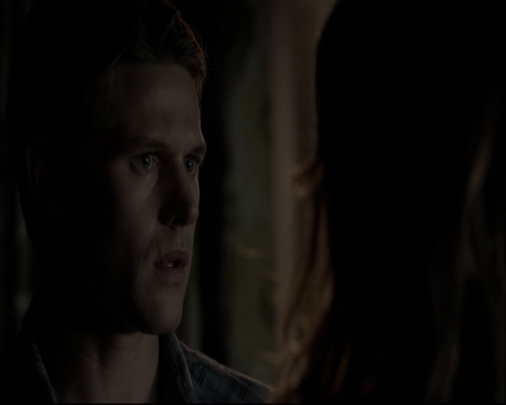 VampireDiariesWorld-dot-org_5x05MontersBall-deletedscenes2710.jpg