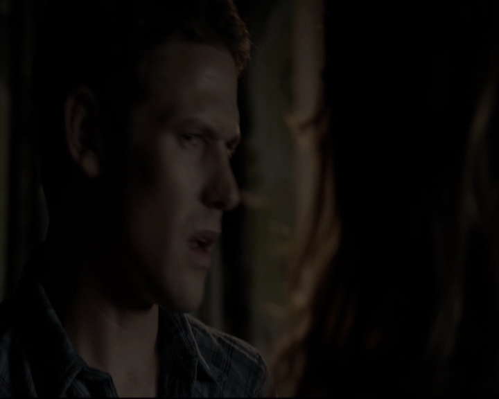 VampireDiariesWorld-dot-org_5x05MontersBall-deletedscenes2712.jpg